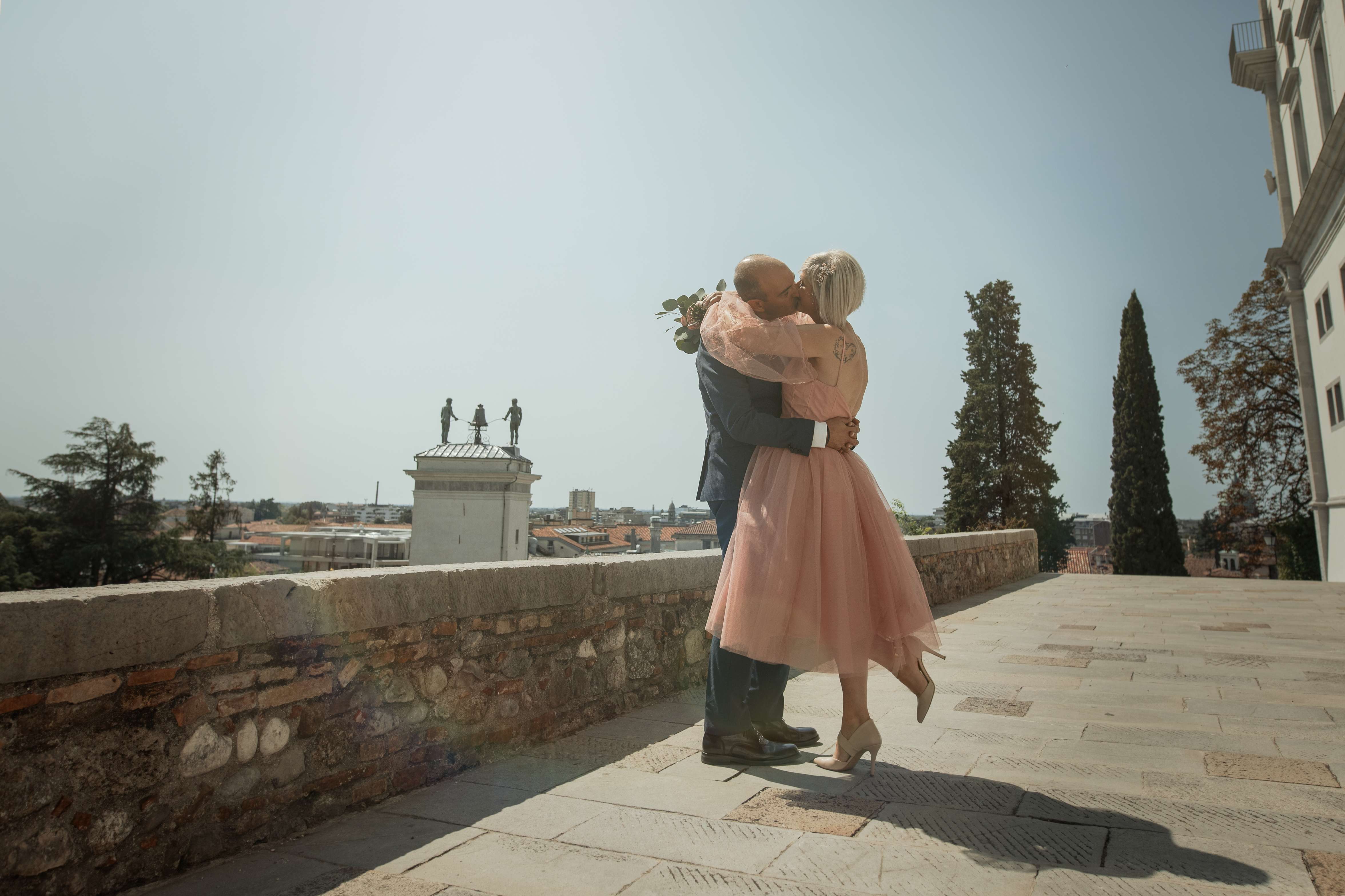 Manuela e Marcello nel loro giorno.
